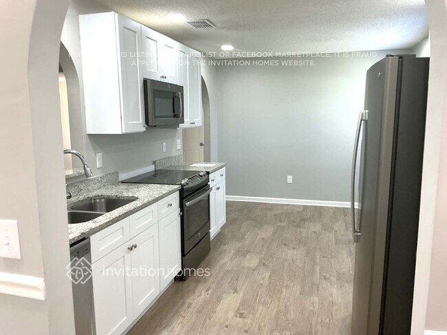 Foto del edificio - 11774 Mountain Ash Rd E