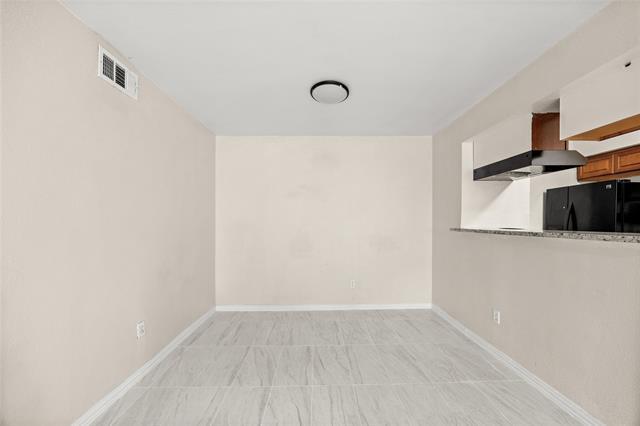 Foto del edificio - 8110 Skillman St