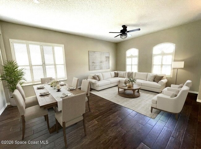 Foto del edificio - 1600 Tailfeather Ct