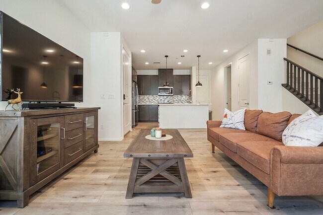Foto del edificio - Beautiful TownHome in Pacific Ridge Rancho...