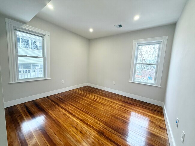 Foto del edificio - 36 Raven St