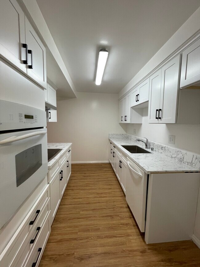 Cocina - 1233 Amethyst St