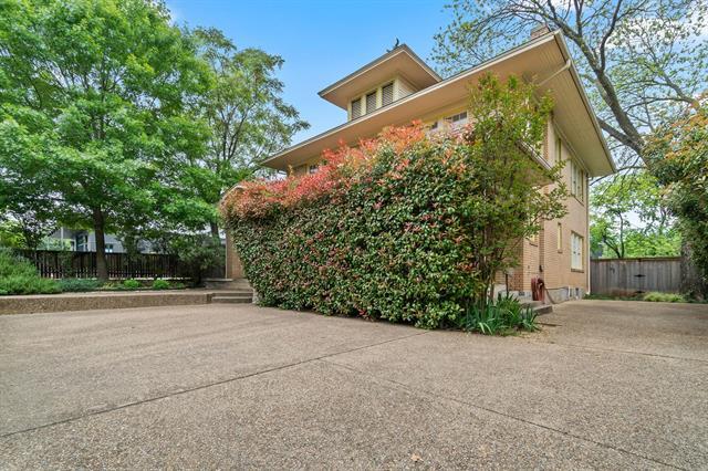 Foto del edificio - 4313 Avondale Ave