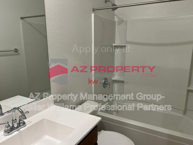 Foto del edificio - 25126 N 132nd Ln