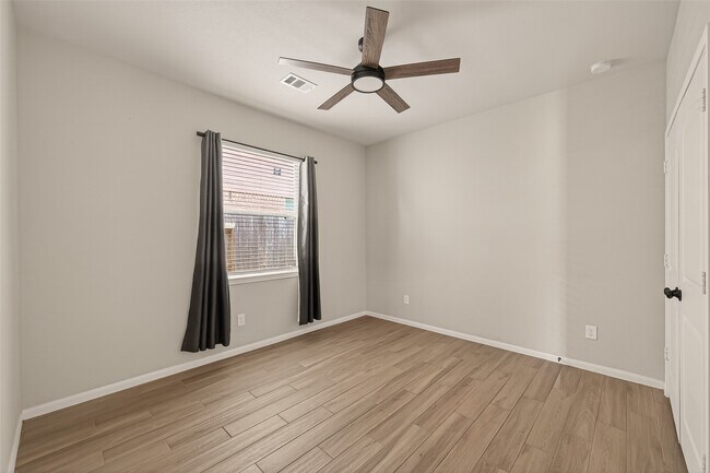 Building Photo - 24015 Purple Clover Ln