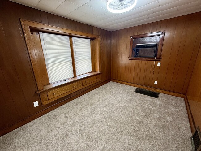 Foto del edificio - 835 Inman St