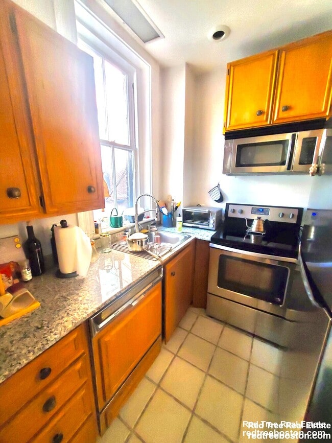 Foto del edificio - 429 Marlborough St