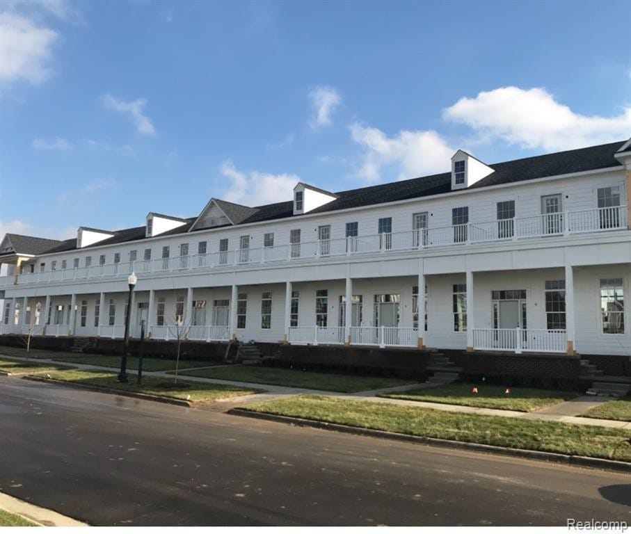 53446 Champlain St, MI 48042 Condo for Rent in MI