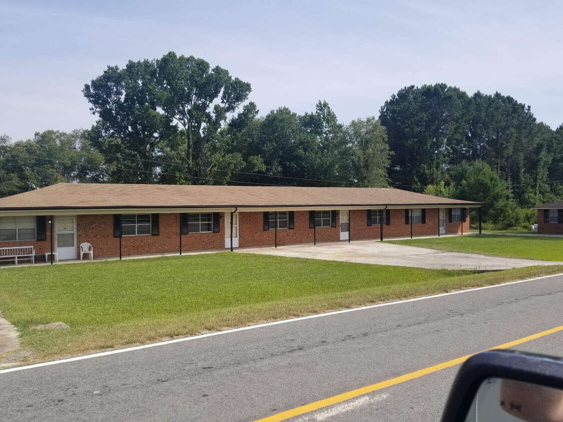 Primary Photo - Brogden Apartments