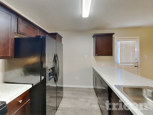 Building Photo - 8506 Amistad Cove