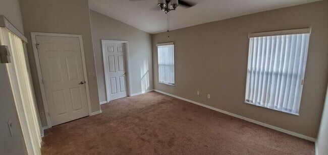 Foto del edificio - 152 Seneca Point Trail