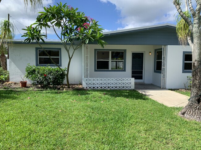 Foto del edificio - 1642 NE South St