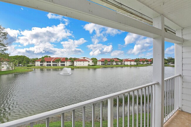 Foto del edificio - 261 Cypress Point Dr