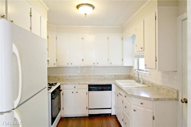 Building Photo - 4 br, 2 bath House - 312 Second Street