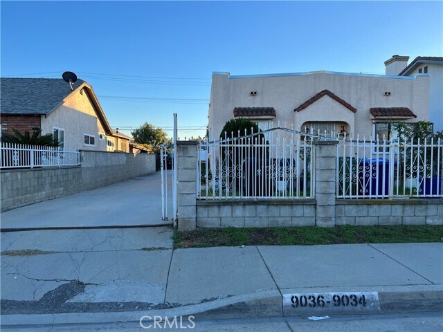 Building Photo - 9036 Bentel Ave