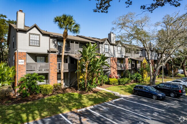 651 Glades Cir Altamonte Springs, Florida 32714 - Glades