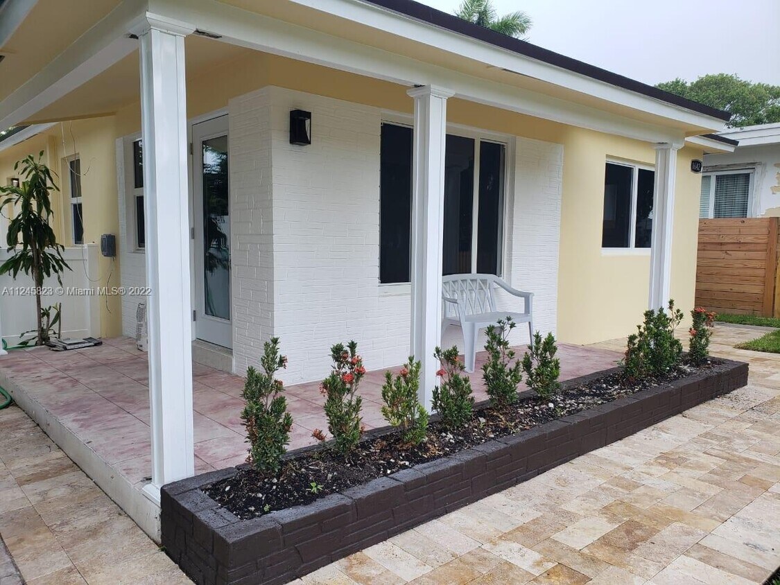 1642 Fletcher St Unit A, Hollywood, FL 33020 Apartment for Rent in