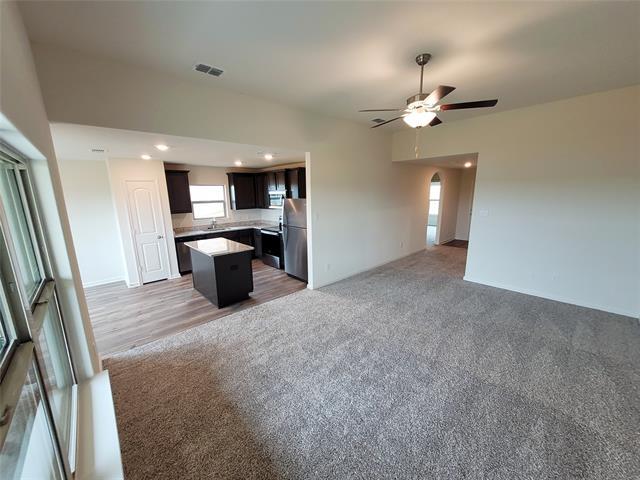 Foto del edificio - 193 Switchback Hl Rd