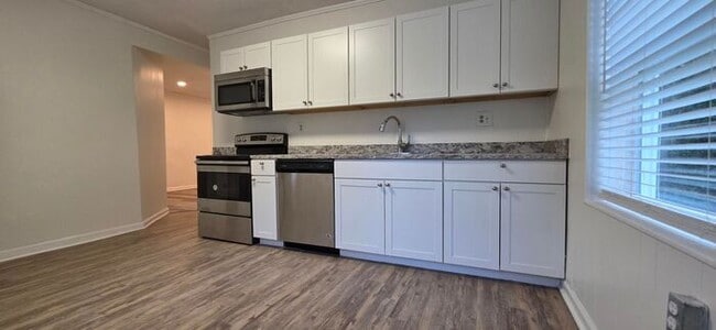Building Photo - 3BD/2BA Home in Hickory