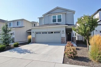Building Photo - 4373 E Sportivo Dr
