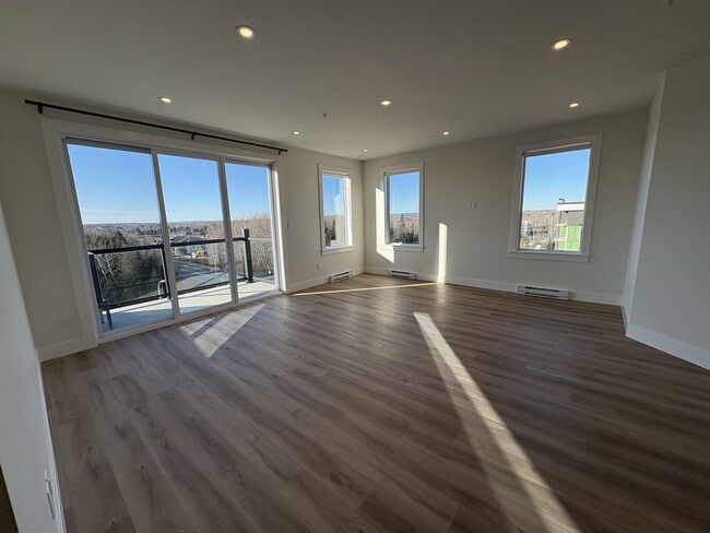 Photo du bâtiment - 1035 Melanson Rd