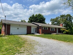 Building Photo - 4645 Douglas Dam Rd