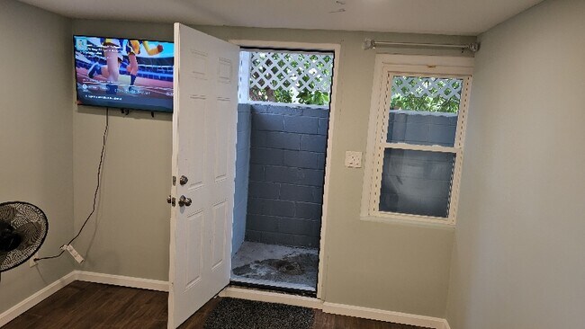 Foto del edificio - 2505 McKenzie Rd