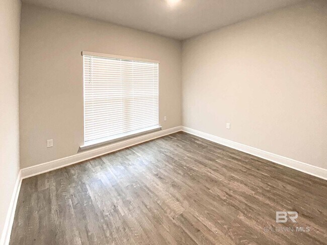 Foto del edificio - 10641 Northern Dancer Ct