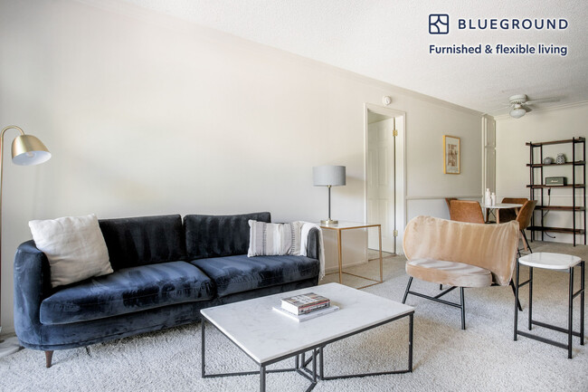Building Photo - 4025 Via Marina