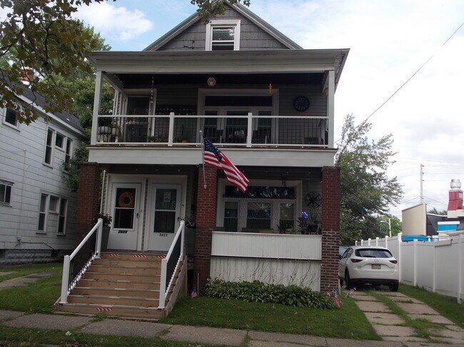 Foto del edificio - 3611 Maple St