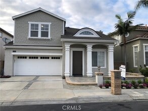 Building Photo - 5341 Rosecrest Dr