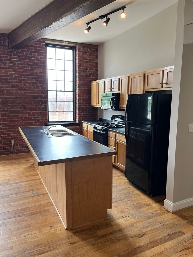 Foto del edificio - 265 N Queen St