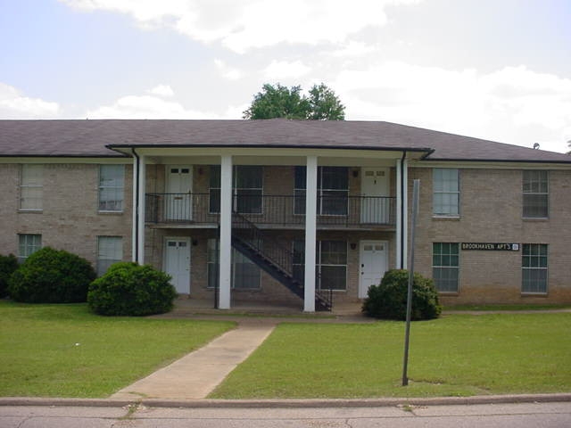 Primary Photo - Blooming Edge Court