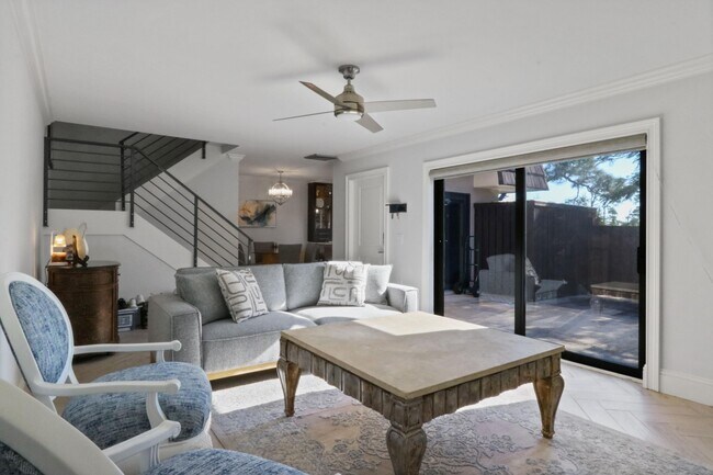 Building Photo - 2320 23rd Ct