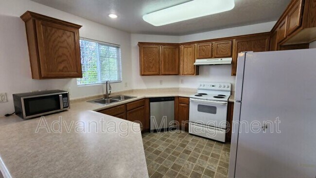 Foto del edificio - 105 Daybreak Ln