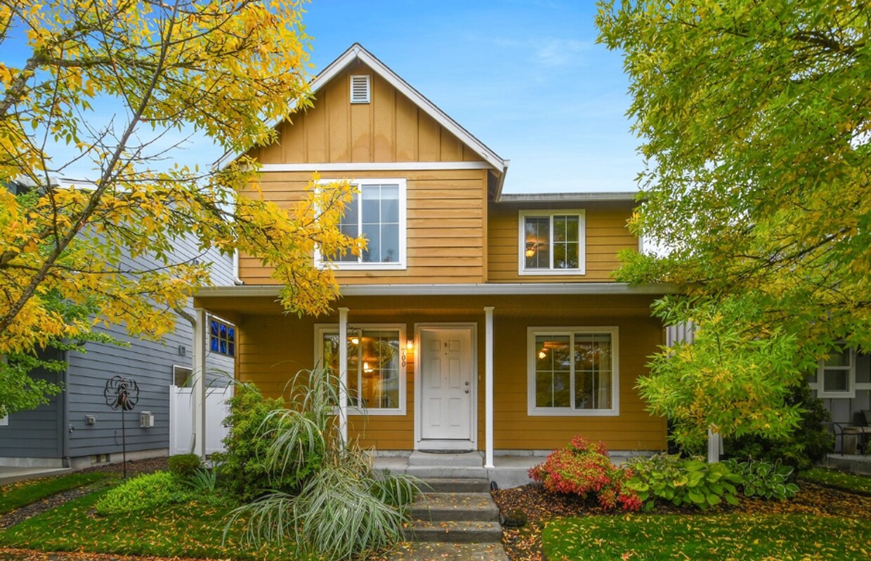 Foto principal - Wonderful 3 Bed 2.5 Bath Home in Battle Gr...