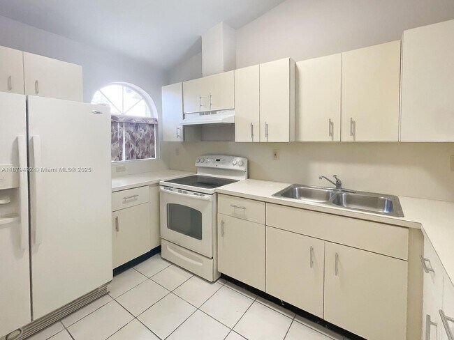 Foto del edificio - 11526 NW 4th Ln