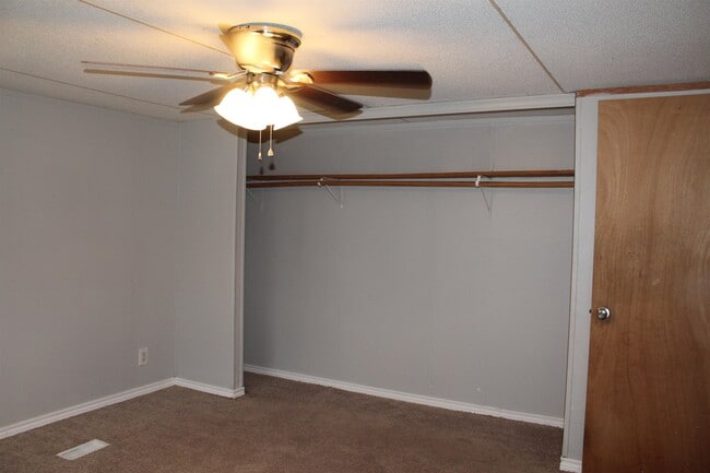 Foto del edificio - 919 Austin St