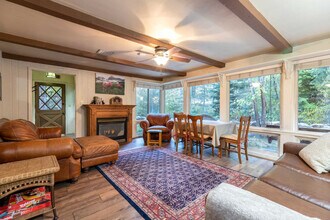 Building Photo - 6805 S Maxfield Dr