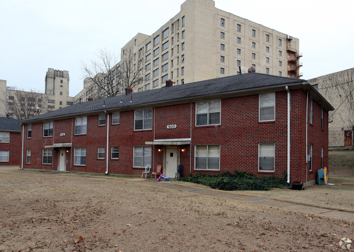 Primary Photo - Macon Homes Apartments