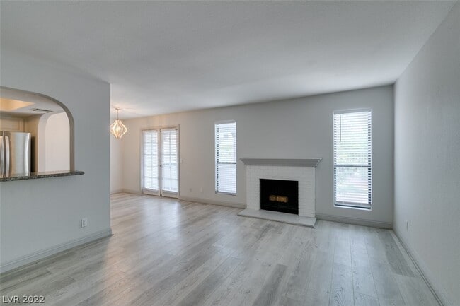 Building Photo - 2712 Sunfish Dr