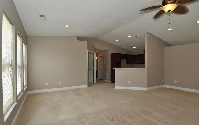 Building Photo - 2065 Timberwyck Ln