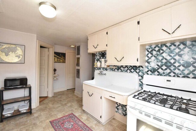 Foto del edificio - 2241 N 54th St
