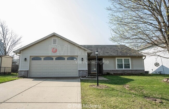 Building Photo - 7657 Scatter Woods Ln