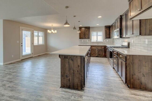 Foto del edificio - Gorgeous NW Redmond Home with View of the ...
