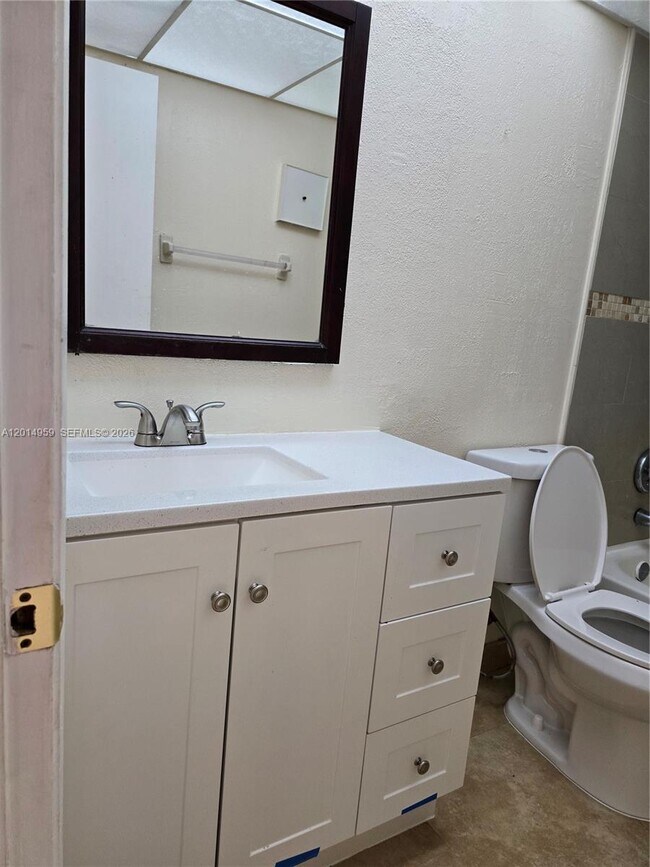 Foto del edificio - 11477 NW 39th Ct
