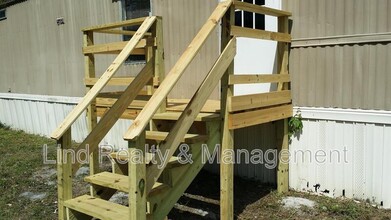 Building Photo - 14210 Benton St