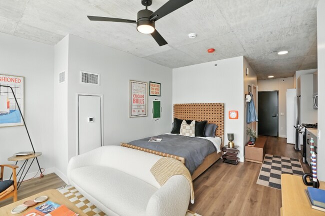 Foto del edificio - 1128 W Carroll Ave