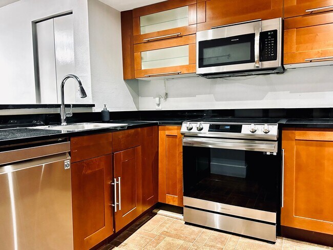Foto del edificio - 7323 Sand Point Way NE