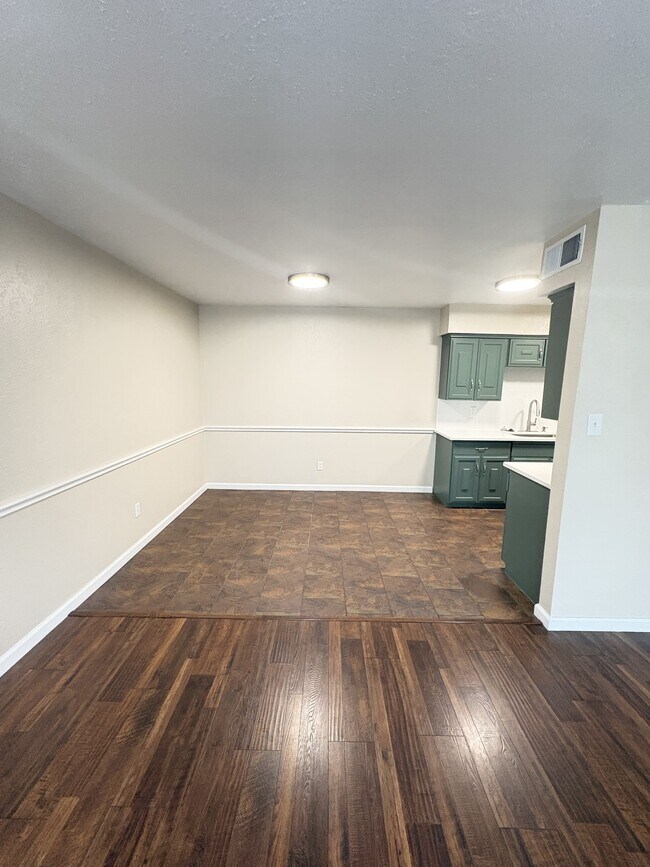Foto del edificio - 2622 Custer Pkwy